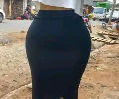 Elegant Fitted Midi Skirt - Green and Emerald